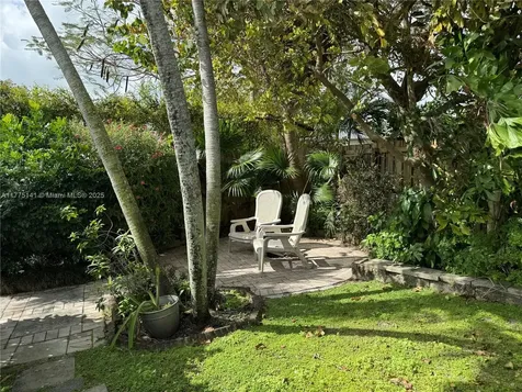 14240 SW 74th Terrace Miami FL 33183