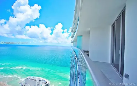 4111 S Ocean Drive Hollywood FL 33019