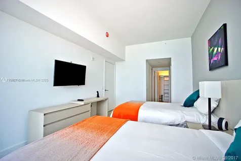 4111 S Ocean Drive Hollywood FL 33019