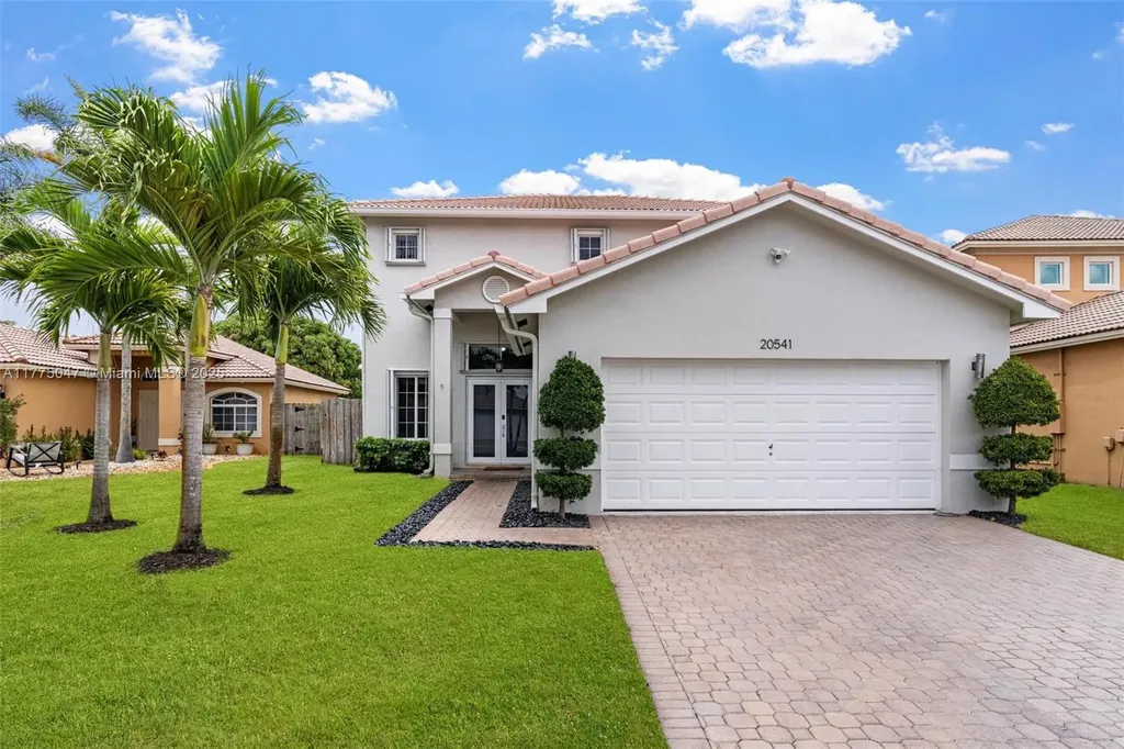 20541 SW 2nd Street Pembroke Pines FL 33029