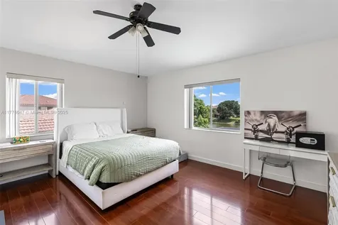 20541 SW 2nd Street Pembroke Pines FL 33029