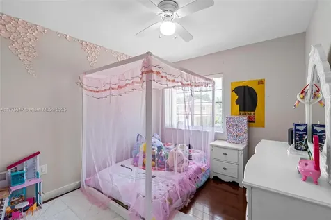 20541 SW 2nd Street Pembroke Pines FL 33029
