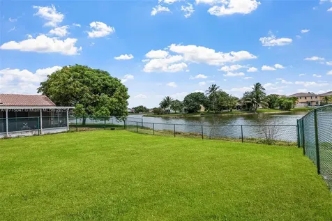 20541 SW 2nd Street Pembroke Pines FL 33029