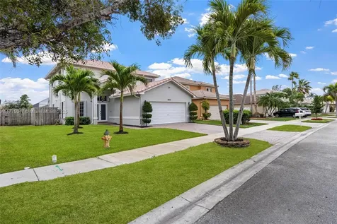 20541 SW 2nd Street Pembroke Pines FL 33029