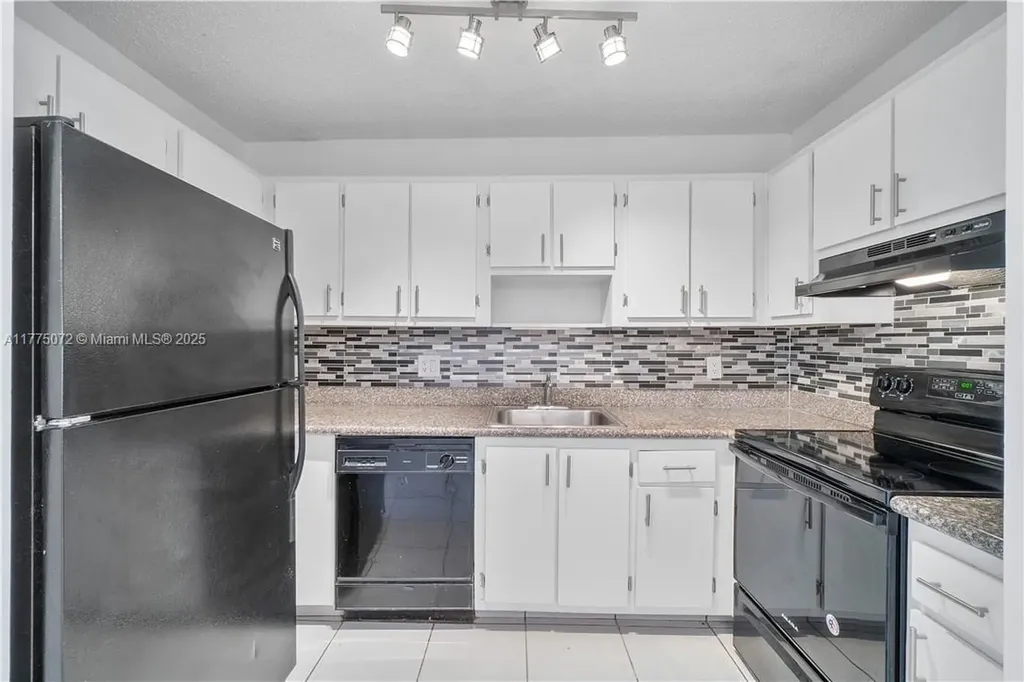 3266 NW 104th Avenue Coral Springs FL 33065