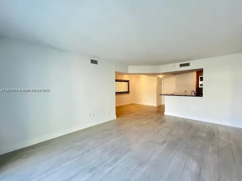 2775 NE 187th Street Aventura FL 33180