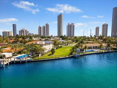 18800 N Bay Road Sunny Isles Beach FL 33160