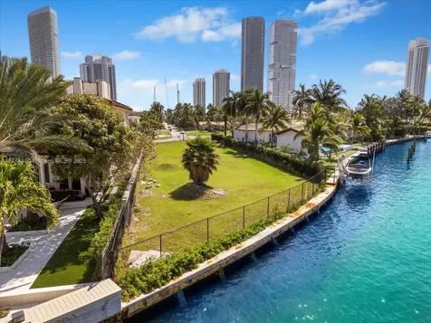 18800 N Bay Road Sunny Isles Beach FL 33160