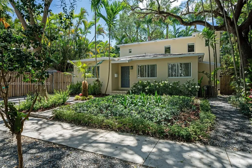 2210 Overbrook Street Miami FL 33133