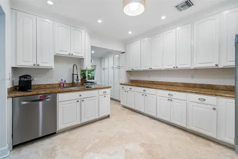 2210 Overbrook Street Miami FL 33133