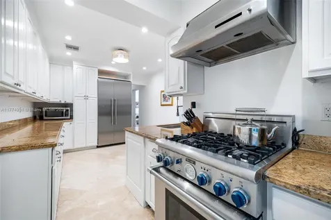 2210 Overbrook Street Miami FL 33133
