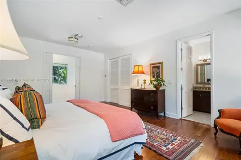 2210 Overbrook Street Miami FL 33133
