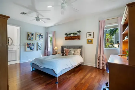 2210 Overbrook Street Miami FL 33133