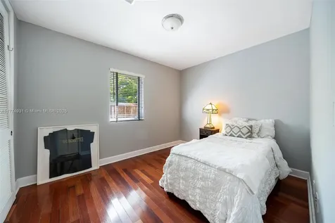 2210 Overbrook Street Miami FL 33133
