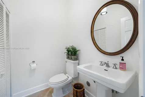 2210 Overbrook Street Miami FL 33133