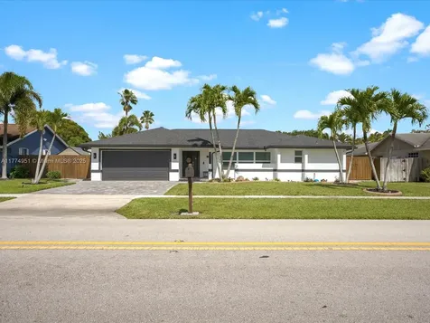 12137 Stratford Street Wellington FL 33414