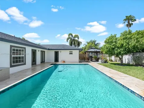 12137 Stratford Street Wellington FL 33414