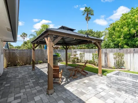 12137 Stratford Street Wellington FL 33414