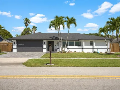 12137 Stratford Street Wellington FL 33414