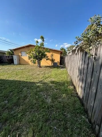 90 E 15th Street Hialeah FL 33010