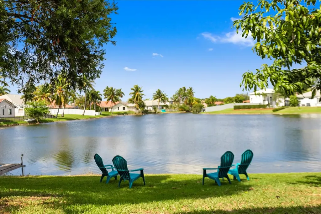 14201 Summersville Place Davie FL 33325