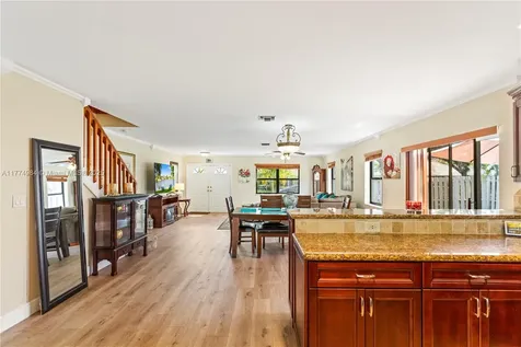 14201 Summersville Place Davie FL 33325