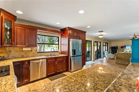 14201 Summersville Place Davie FL 33325
