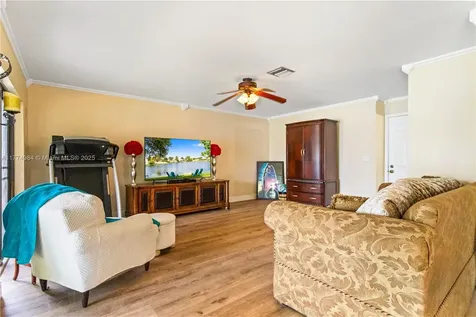14201 Summersville Place Davie FL 33325