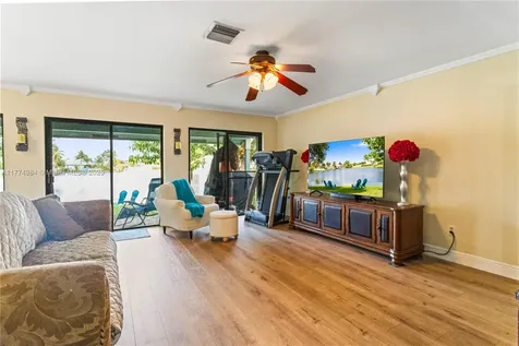 14201 Summersville Place Davie FL 33325