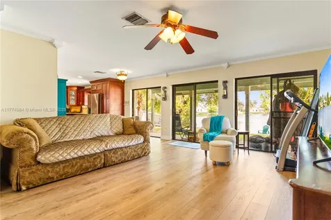14201 Summersville Place Davie FL 33325