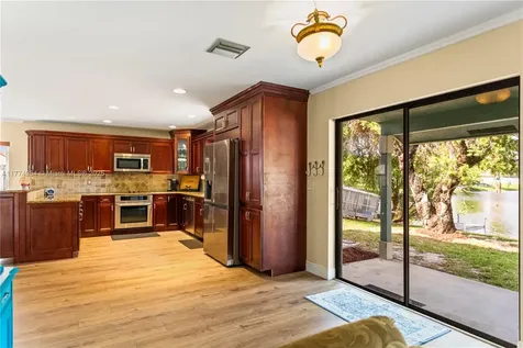 14201 Summersville Place Davie FL 33325