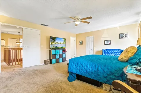 14201 Summersville Place Davie FL 33325