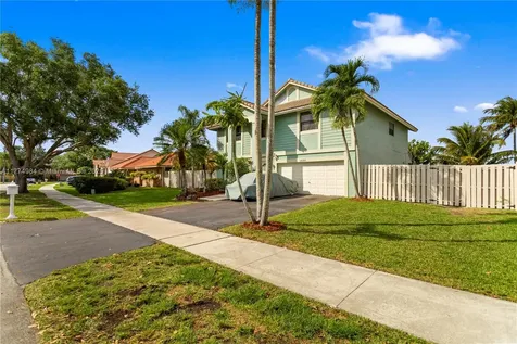 14201 Summersville Place Davie FL 33325