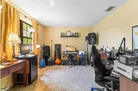 14201 Summersville Place Davie FL 33325