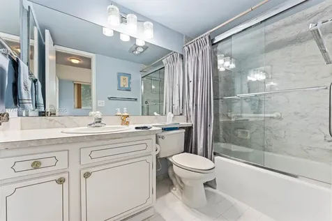 8990 S Hollybrook Boulevard Pembroke Pines FL 33025