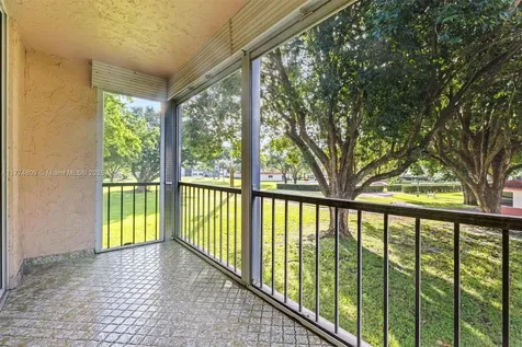 8990 S Hollybrook Boulevard Pembroke Pines FL 33025