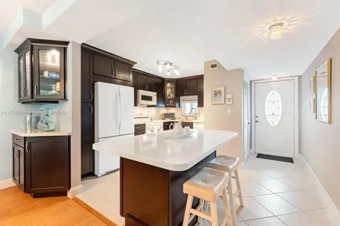 8990 S Hollybrook Boulevard Pembroke Pines FL 33025