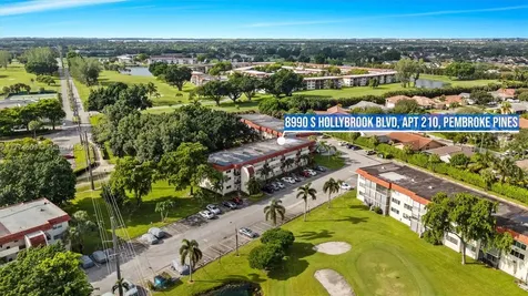 8990 S Hollybrook Boulevard Pembroke Pines FL 33025