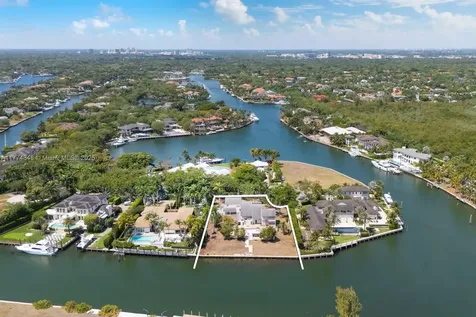 30 Leucadendra Drive Miami FL 33156