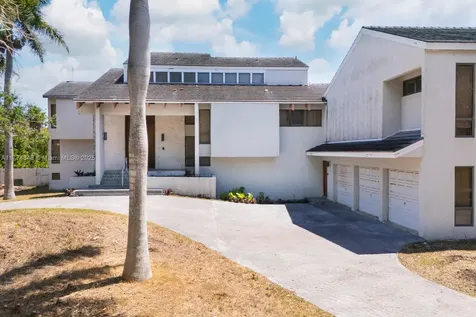 30 Leucadendra Drive Miami FL 33156