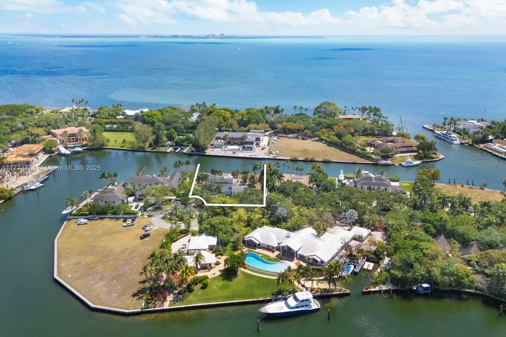 30 Leucadendra Drive Coral Gables FL 33156