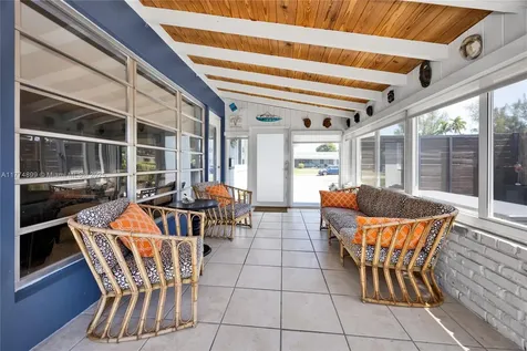 1900 SW 70th Avenue Miami FL 33155