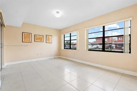 4241 W 10th Court Hialeah FL 33012