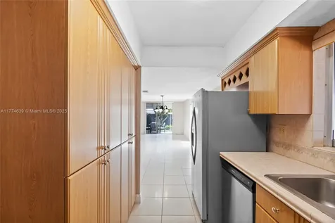 4241 W 10th Court Hialeah FL 33012
