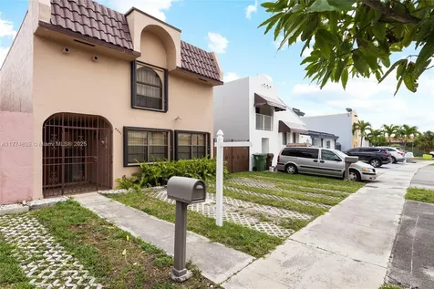4241 W 10th Court Hialeah FL 33012