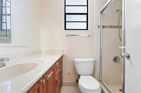 4241 W 10th Court Hialeah FL 33012