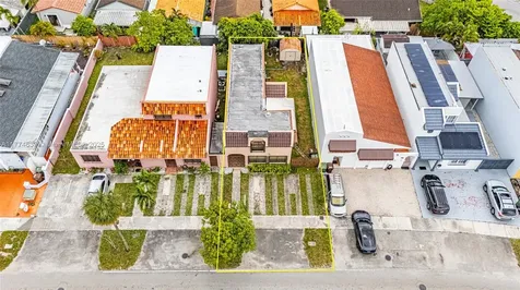 4241 W 10th Court Hialeah FL 33012