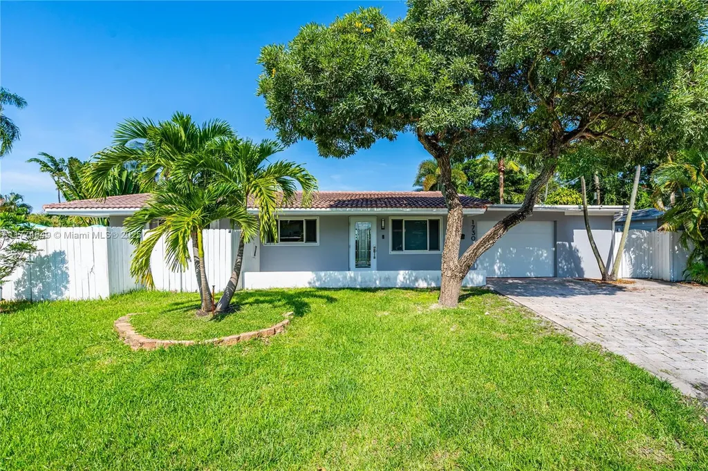 1730 NE 9th Avenue Fort Lauderdale FL 33305