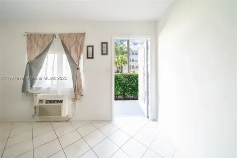 15610 NE 6th Avenue Miami FL 33162