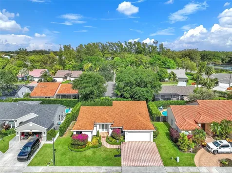 1482 SW 97th Lane Davie FL 33324